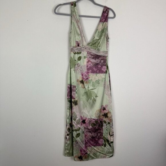 Motel Green Floral Satin Lace Nightgown Dress Size XS Knee Length - Picture 1 of 6